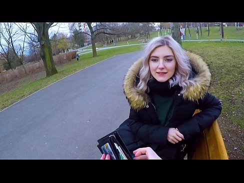 ❤️ Глотает горячую сперму незнакомца за деньги - минет в парке от Eva Elfie ️ Жесткое порно на сайте eviewporn.ru